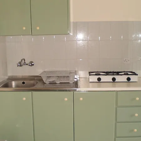 מלון דירות Barbara Annex 3*